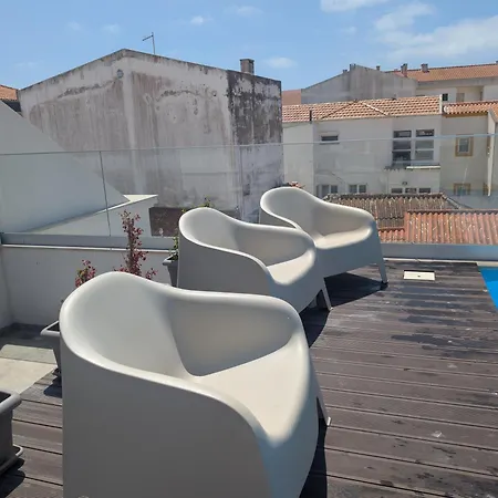 1bdr Modern With Pool By Lovelystay Daire